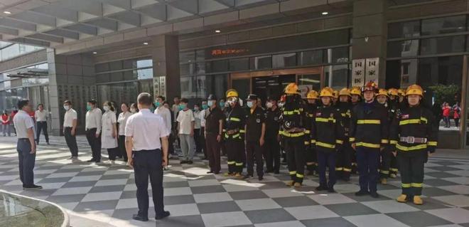 星空体育网站：信阳市羊山新区龙飞山街道：应急演练始于心防患未然始于行(图1)