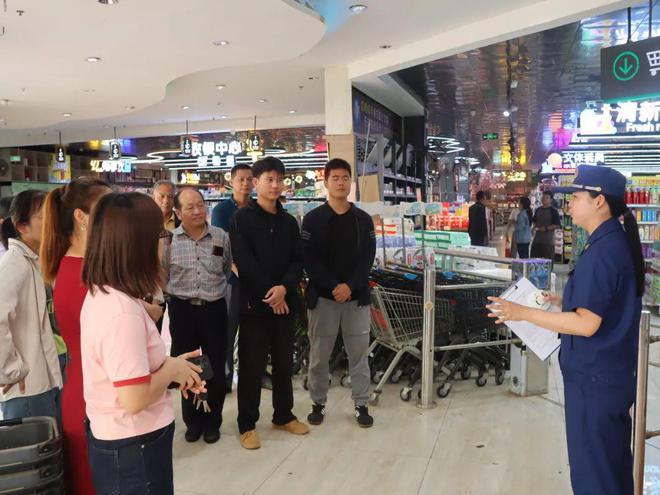 筑牢安全防线——覃塘区开展“防消联勤”消防安全专题培训会(图1)