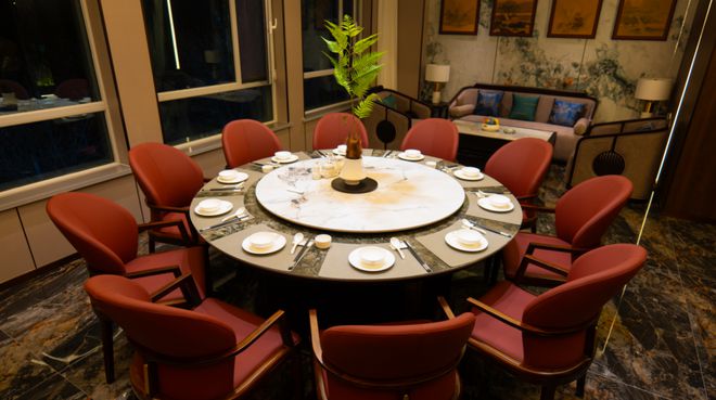 星空体育网站：武威新城区新开业的豪华茶楼现诚邀8位贤才加入。每月薪资高达6000元机遇难得莫失良机。(图2)