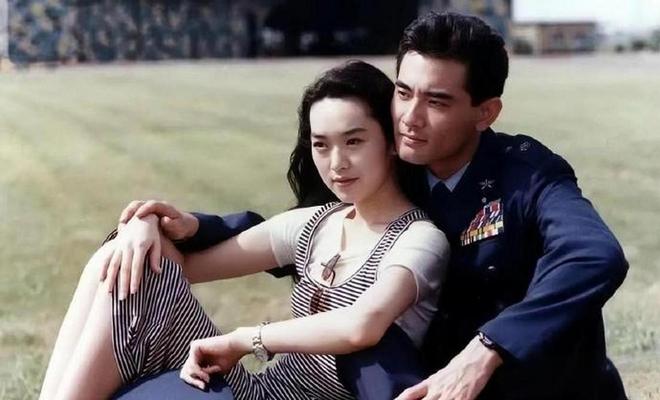 星空体育：一生未婚把鸡鸭鹅狗当儿女65岁知名演员现状给年轻人提了醒(图2)