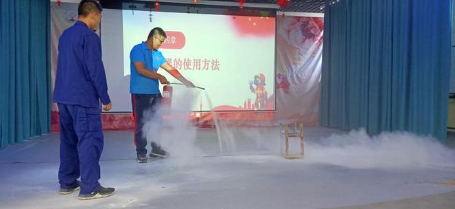 星空体育网站：火灾无情预防先行！李锋教育筑牢青少年消防安全防线！(图1)