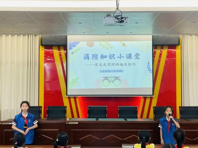 从课堂到村落：珠海“小小消防志愿宣传服务队”激活社区安全“神经末梢”(图3)