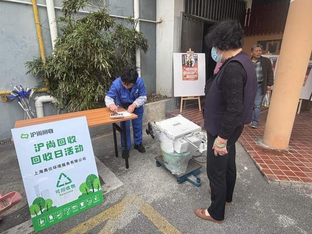 金山区回收清理楼道堆物既畅通生命通道又实惠环保(图2)