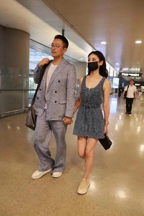 星空体育网站：婚礼即将开始！台媒持续曝马筱梅黑料无缝衔接铁证如山(图13)