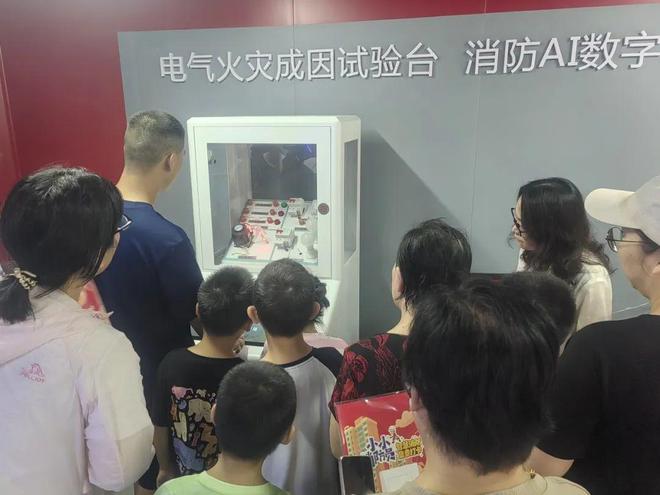 石景山区组织开展基层党组织和在职党员“双报到”专项活动(图4)