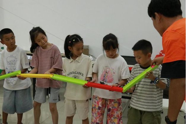 星空体育：青春聚力基层行社韵助航成长路——共谱青年发展未央歌(图1)