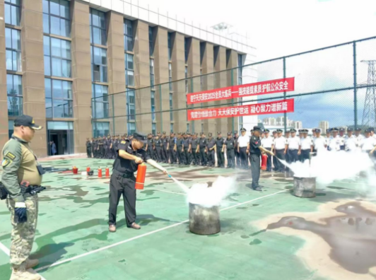 星空体育：开学“神兽”归笼！遂宁公安“安全buff”已叠加！(图2)