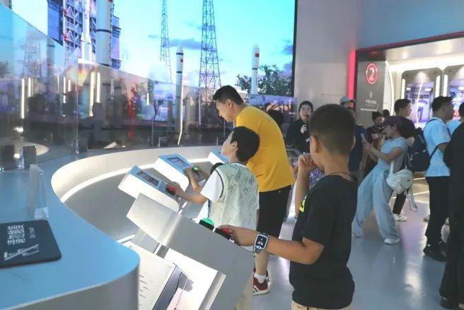 2025暑期儿童关爱｜经开区启动“亦家满风华共启新征程”家庭服务系列活动(图8)