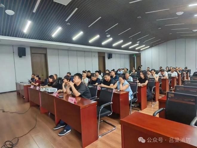 吕梁：教育实训两手硬绷紧消防“安全弦”(图2)