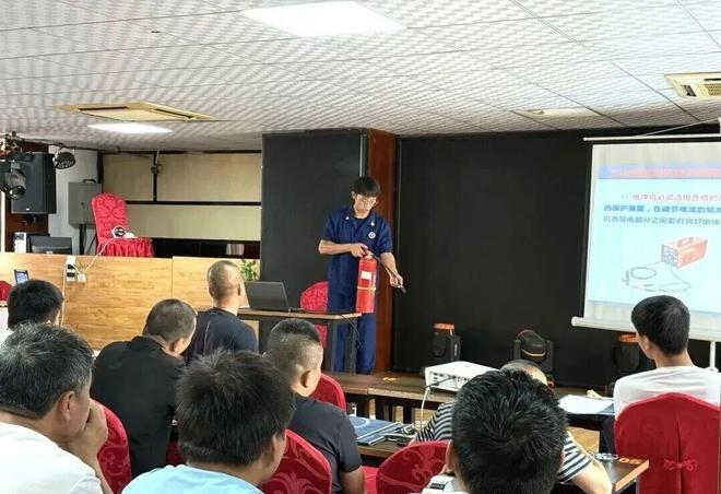 吕梁：宣传进行时教育实训两手硬绷紧消防“安全弦”(图8)