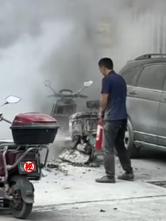 星空体育网站：惊心！几声炸响后明火就蹿出来了！(图10)