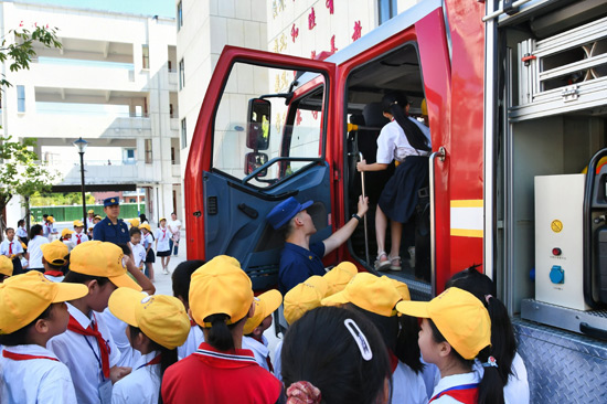 贺州市消防救援支队深入中小学校开展“开学第一课”活动(图2)