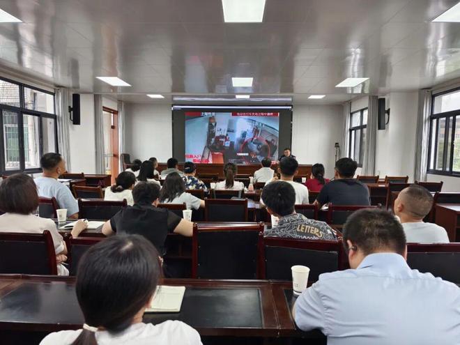 大英大队深入司法局开展“进机关”消防安全培训(图1)