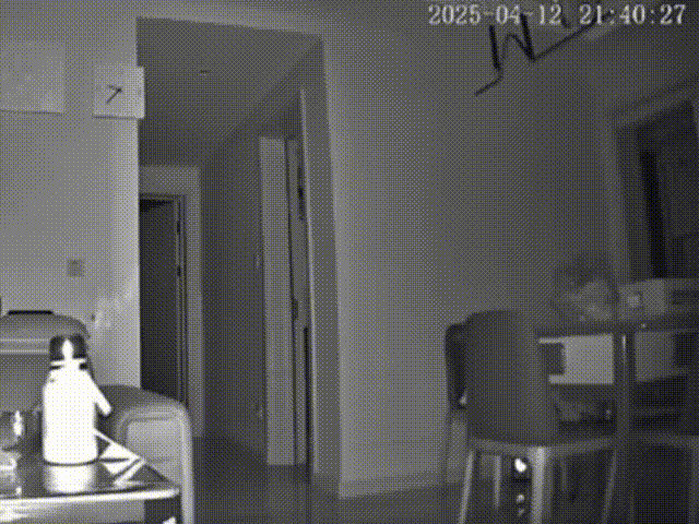 出门忘拔TA家被烧成废墟!这个习惯你可能也有→(图1)