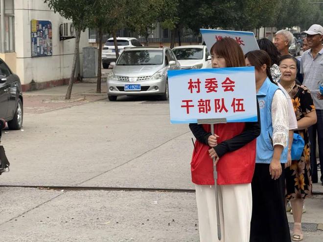 星空体育网站：警报拉响！是演习更是“实战”！中塘镇人员紧急疏散掩蔽演练锤炼“硬功夫”(图2)