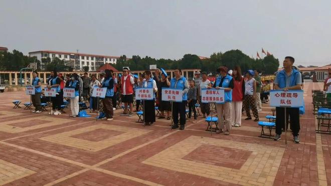 星空体育网站：警报拉响！是演习更是“实战”！中塘镇人员紧急疏散掩蔽演练锤炼“硬功夫”(图1)