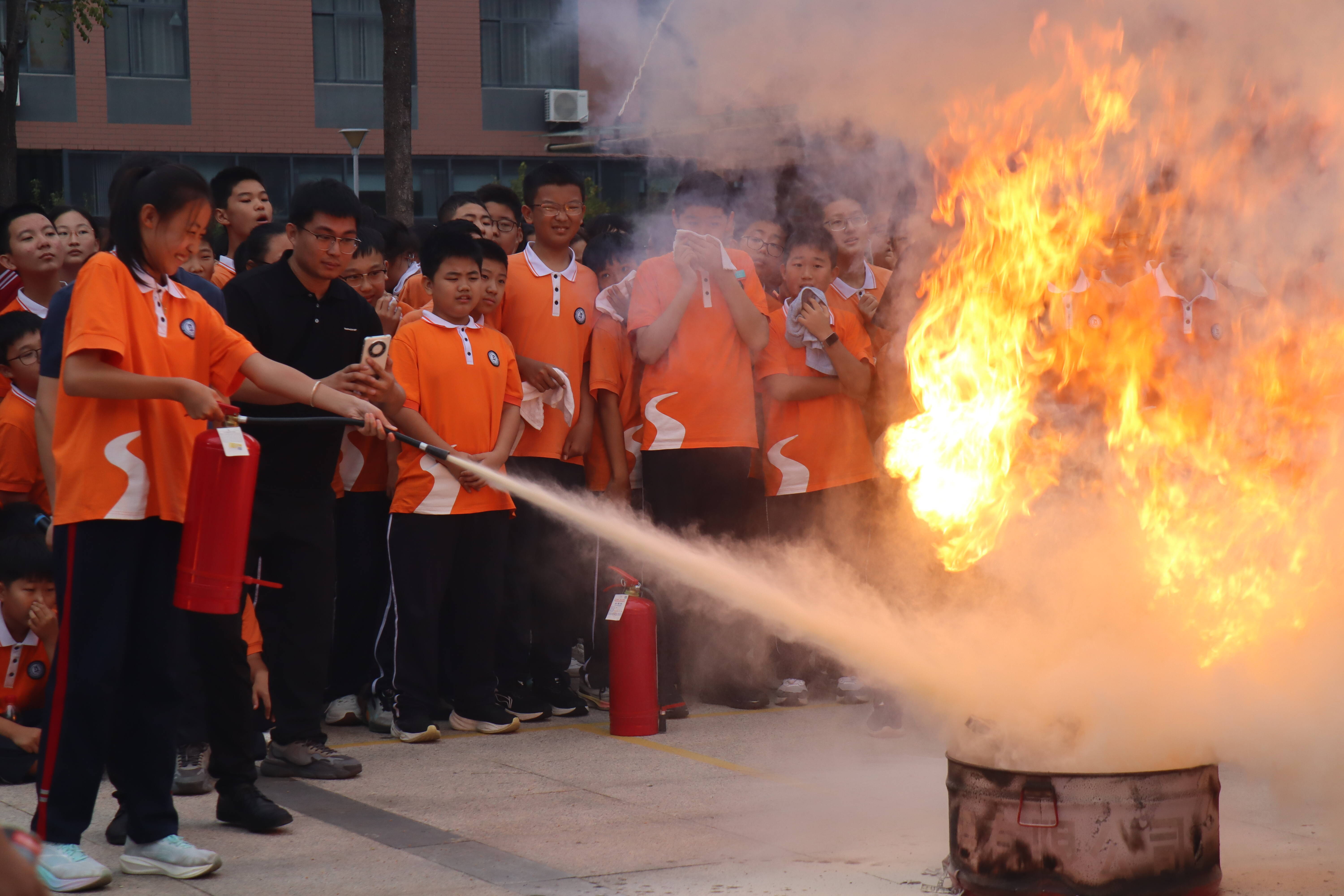 滨州消防：开展校园消防安全培训演练切实提升师生安全意识与自救互救能力(图3)