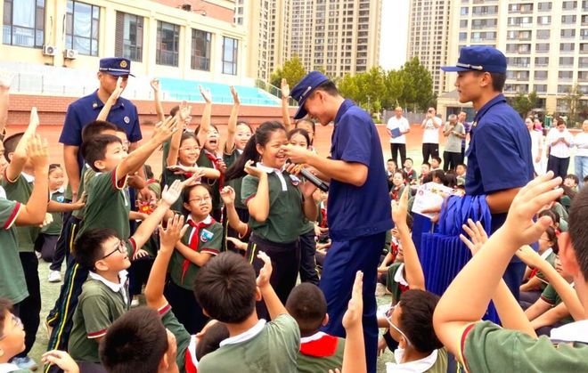 东营区消防救援大队：消防宣传进校园共织安全“防护网”(图1)