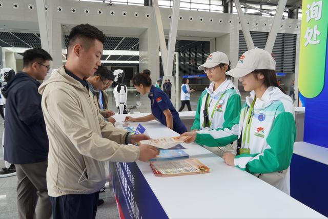 航空港消防救援支队组织国赛志愿者开展消防志愿服务专题培训(图2)