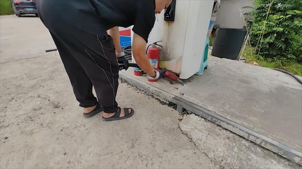 新华视点｜穿着“新能源”外衣游离于监管之外——新型燃料“液蜡醇醚”隐患调查(图7)