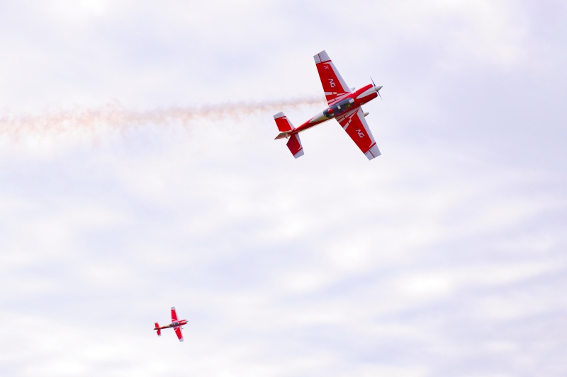 30米高空炫技百公斤巨无霸登场！四川达州这场低空大赛点燃科技新动能(图3)