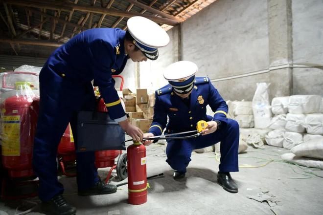 斩断830万元伪劣消防器材产销“黑链”！郴州消防联合多部门两年跨5省侦办形成182本案(图2)