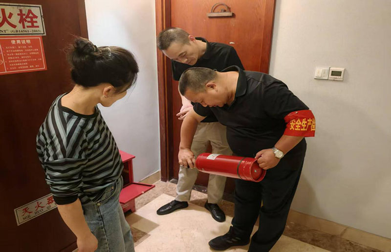 合肥蜀山区笔架山街道多举措开展“双节”前安全检查织密辖区安全防护网(图2)