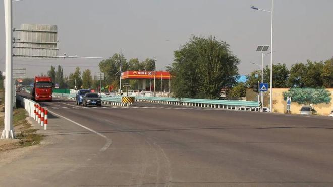 星空体育网站：节日我在岗国庆中秋“不打烊”：用责任与使命筑牢群众平安防线(图8)