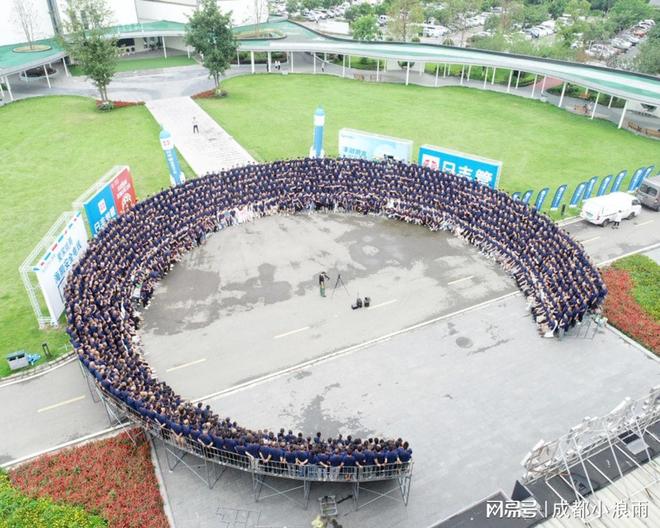 千人合影拍摄：详细的摄影技巧归纳（超实用）(图6)