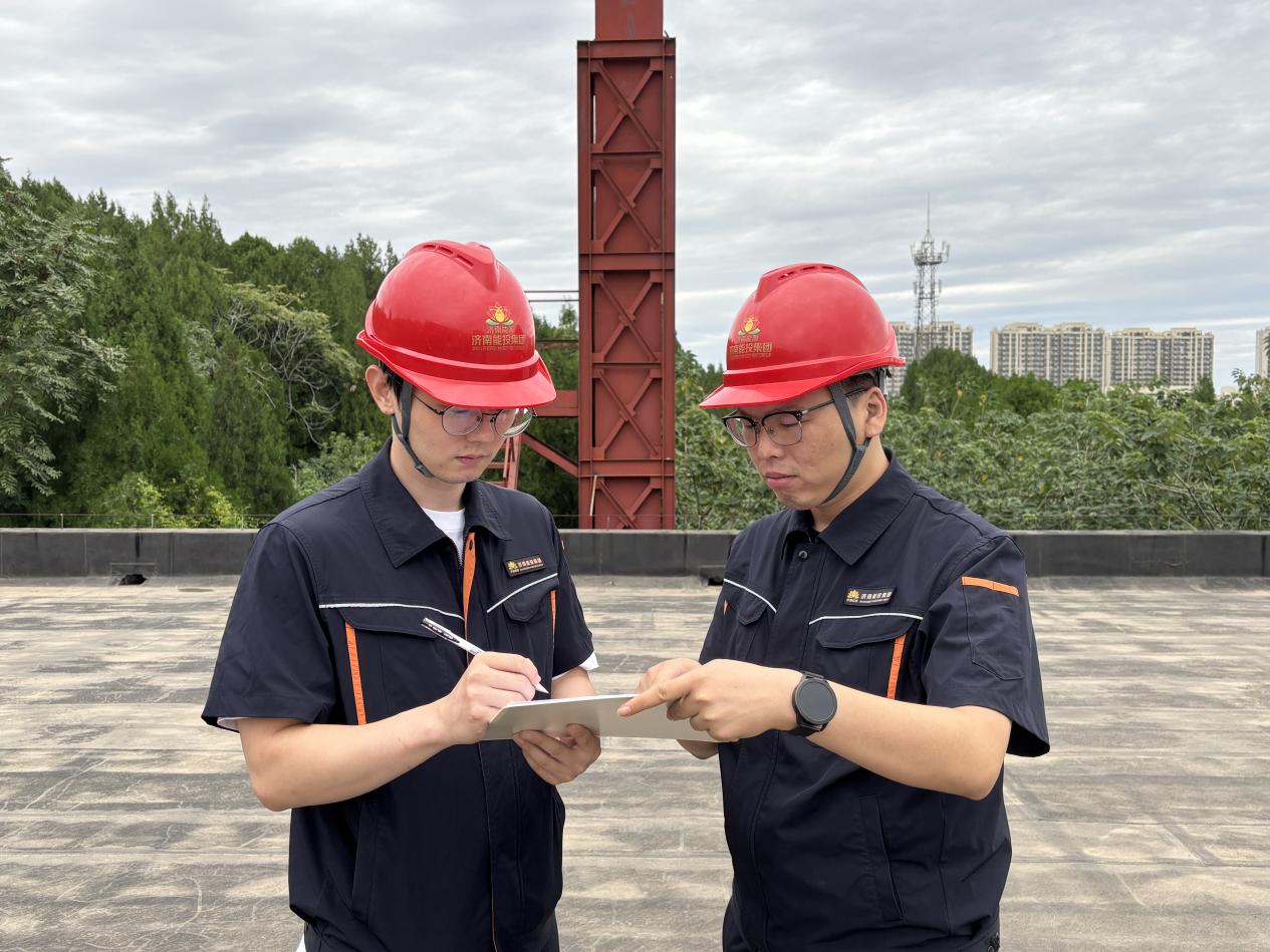 星空体育：双节坚守护民生｜济南能投集团杨坤：日行百里巡检筑牢燃气供热安全防线_泉城新闻_大众网(图1)
