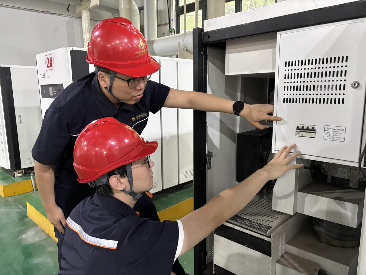 星空体育：双节坚守护民生｜济南能投集团杨坤：日行百里巡检筑牢燃气供热安全防线_泉城新闻_大众网(图2)