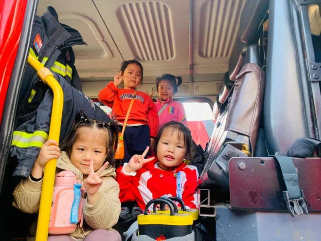 国际减灾日运城消防“零距离”科普防灾减灾知识(图5)