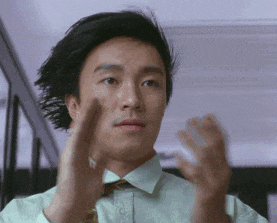 江叔抱的不是灭火器而是一个广告位(图3)