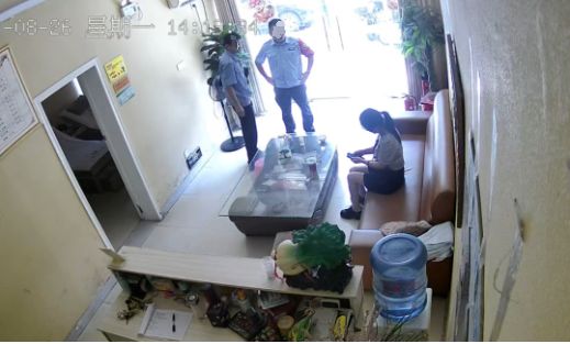 西塞山区警惕！3人假冒消防人员高价推销消防器材被抓现行(图1)