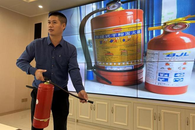 宜章县气象局：开展“全民消防生命至上”消防安全知识培训(图2)