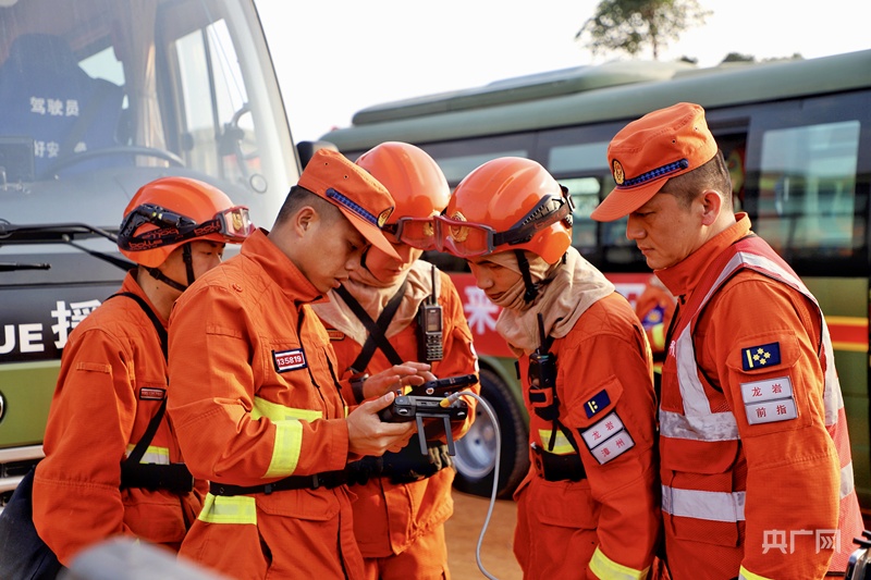 灾害现场的“空中尖兵”——我是消防救援无人机操控员(图5)