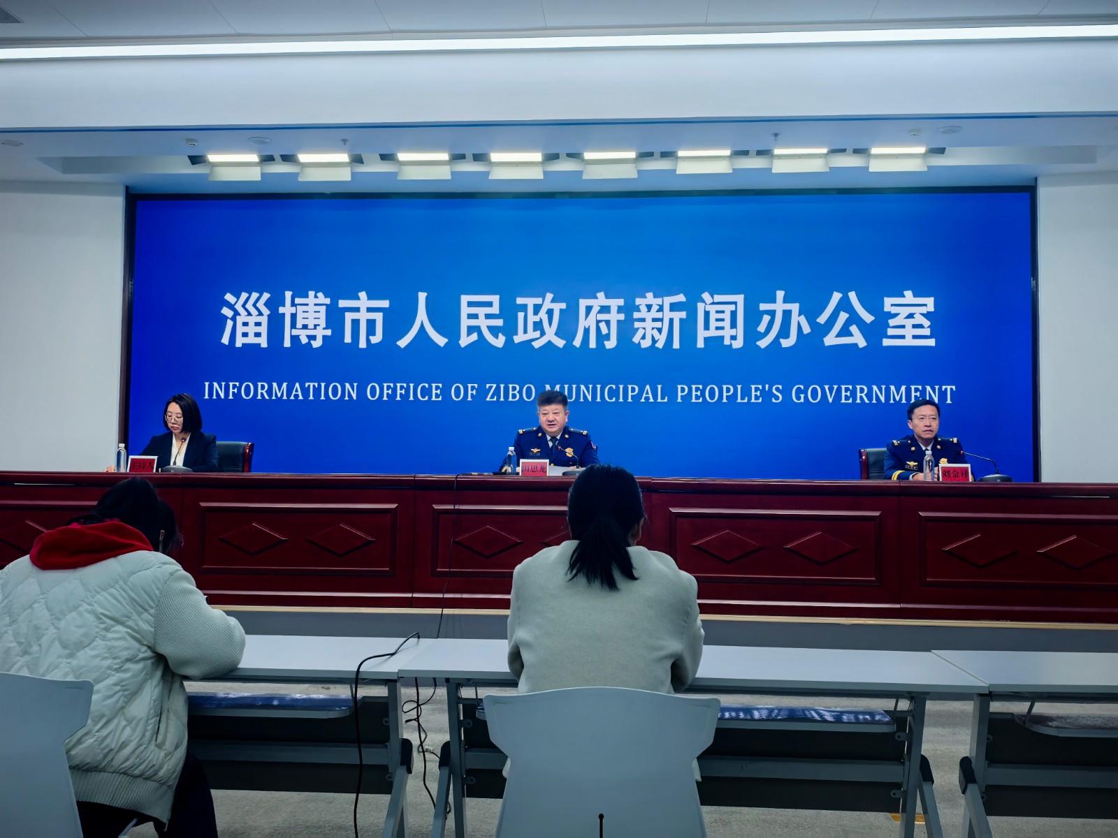 星空体育网站：权威发布安全用火用电淄博消防送上家庭防火攻略(图1)