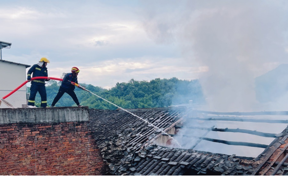 星空体育：出警、到场、处置更迅速福建一批灭火救援前沿“哨所”建成投用(图1)