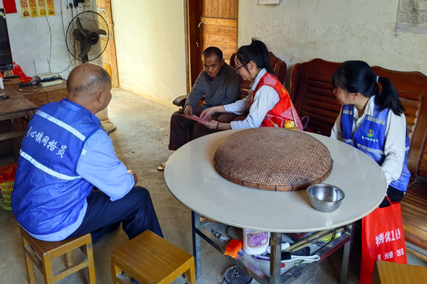 星空体育：藤县同心镇：以文明实践为笔绘就乡风文明新图景(图2)