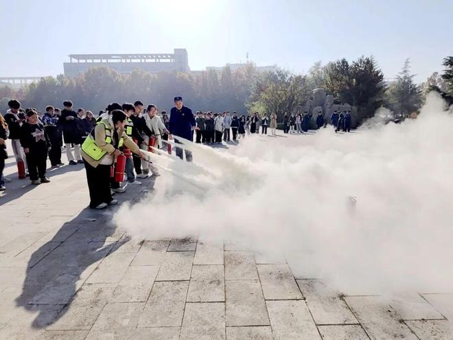 运城消防走进学校、幼儿园持续开展一系列特色科普培训演练活动(图2)