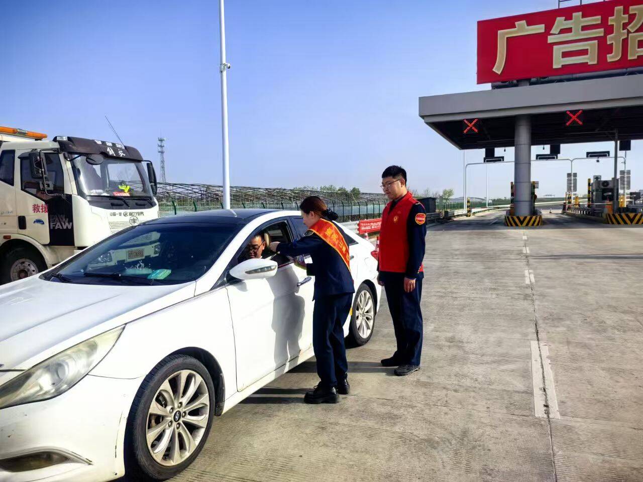 滨州：山东高速消防宣传“内外兼修”筑牢安全防火墙(图2)