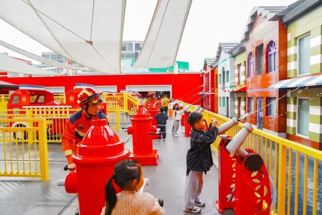 星空体育：跟着消防去“灭火”(图4)