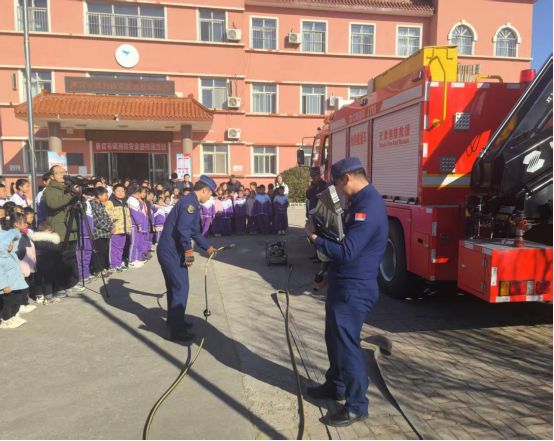 星空体育：沉浸式体验+互动教学“玩”出硬核知识(图2)