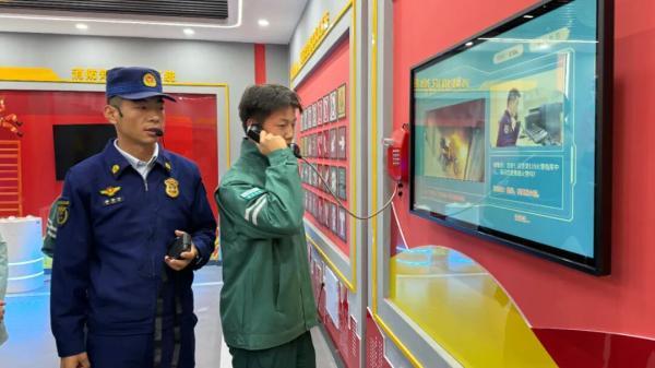 沉浸式科普让消防安全“深入人心”(图2)