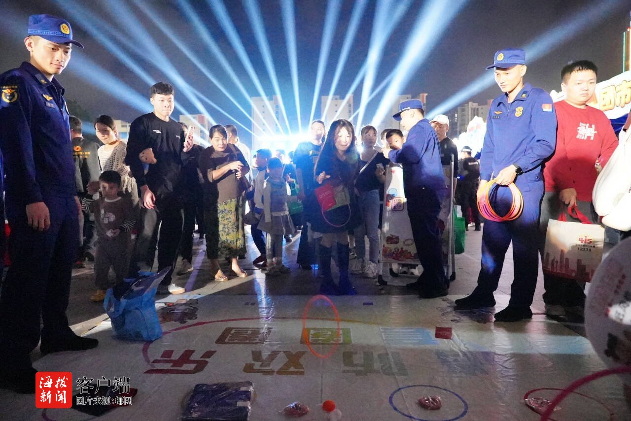 万宁消防依托“平安集市”开展消防宣传活动(图2)