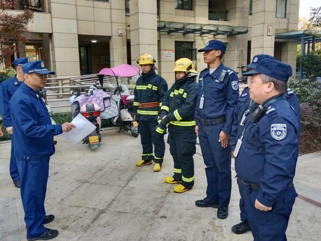 拧紧“安全阀”！高层建筑消防安全“把脉问诊”守护岁末年初平安(图7)