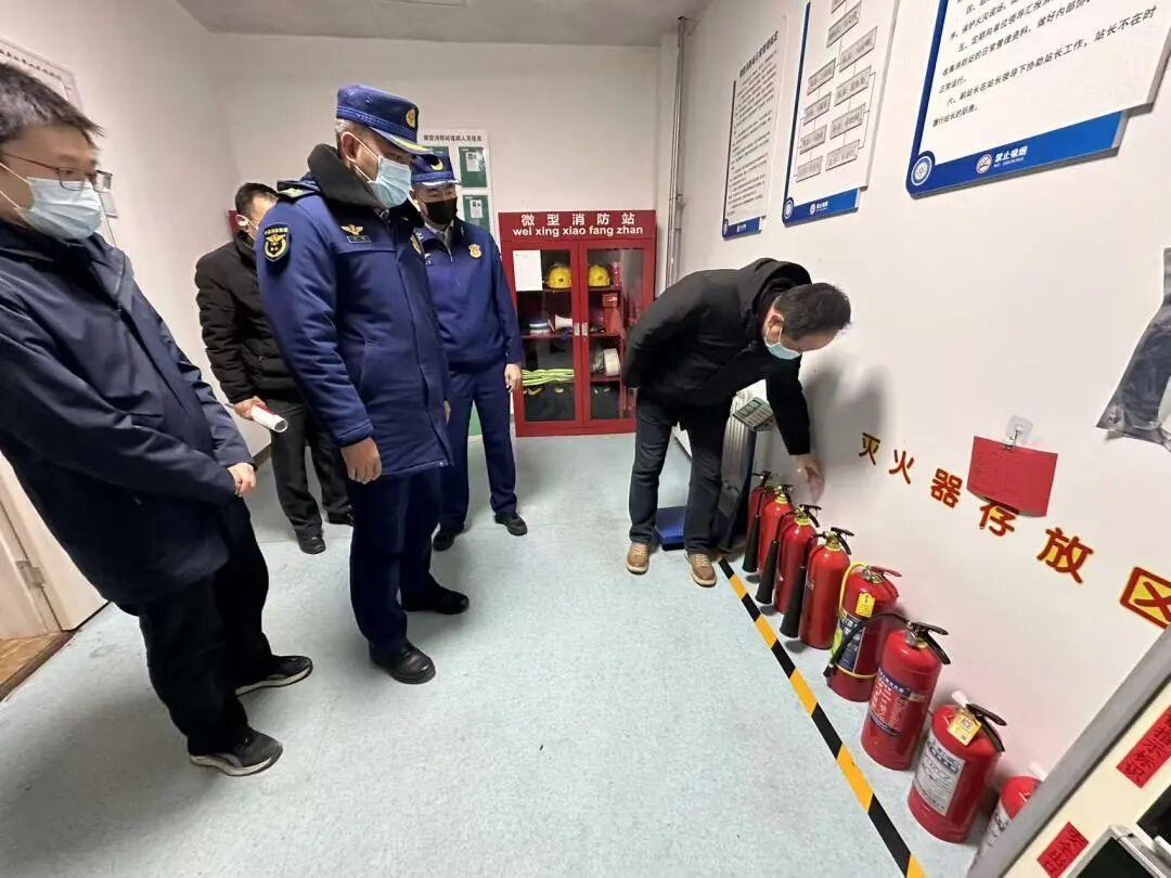 星空体育网站：高层建筑火灾风险隐患排查整治银川消防在行动(图2)