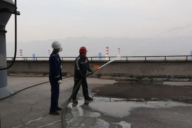 星空体育：筑牢高层“防火墙”！运城消防多措并举守护平安家园(图7)