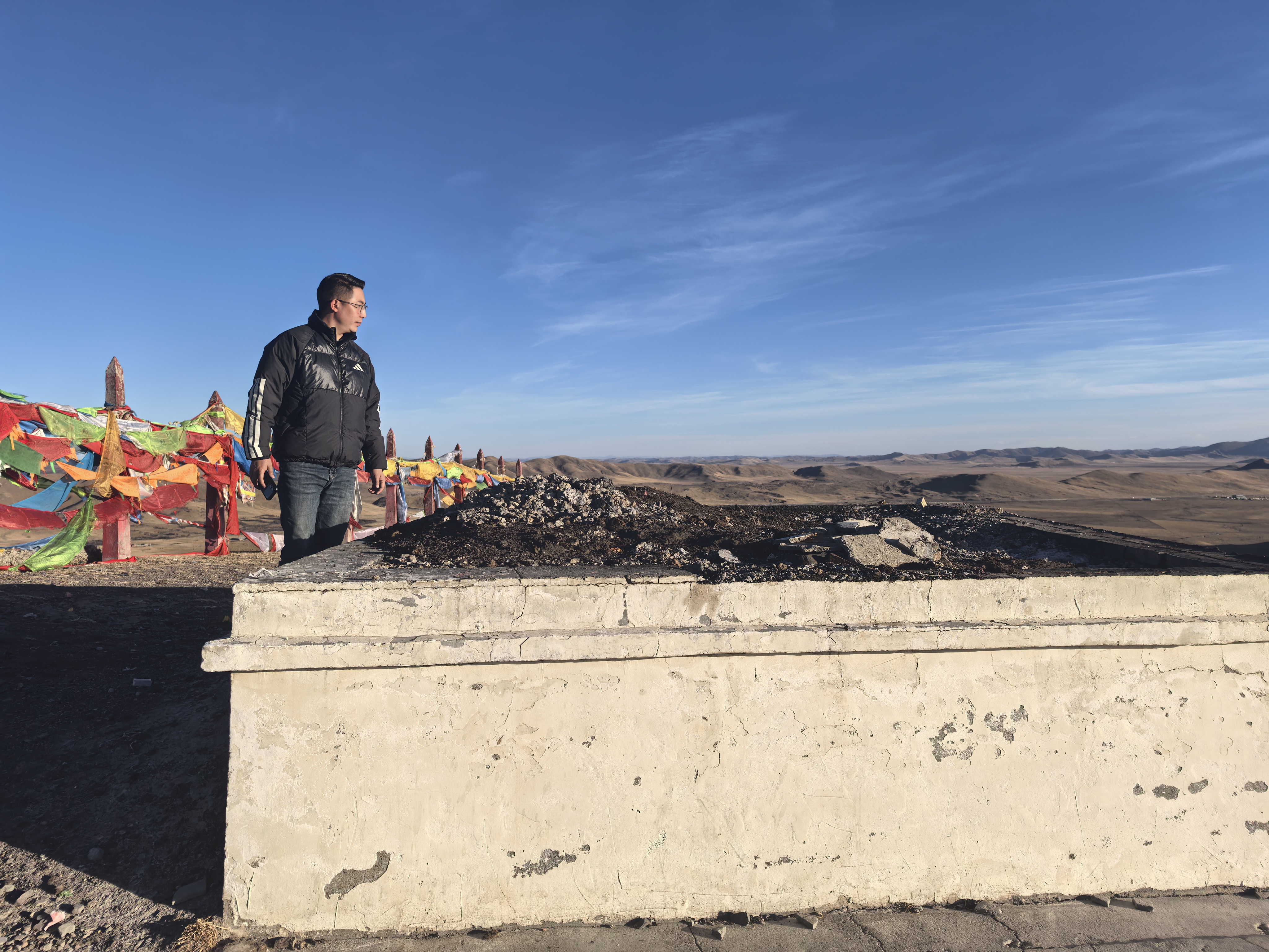 若尔盖县全面激活三级应急响应 织密森林草原防灭火安全防线(图5)