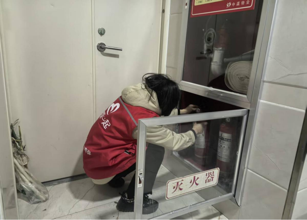 天天讲安全丨拧紧安全“螺丝钉”织密辖区“防护网”(图1)